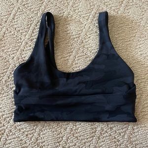 Lululemon align bra size 6 black/black camo